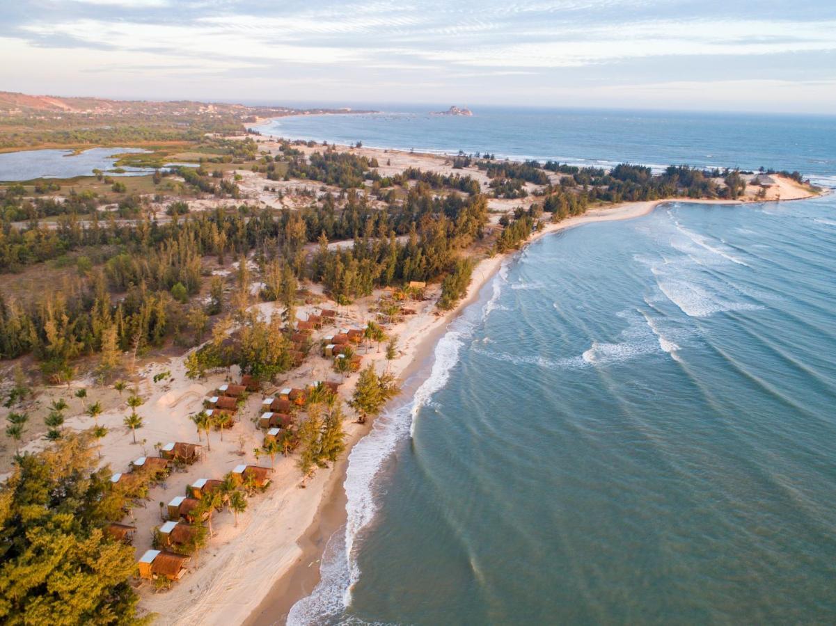 Hola Beach - Beach Club & Eco Glamping Resort 嘎那角 外观 照片